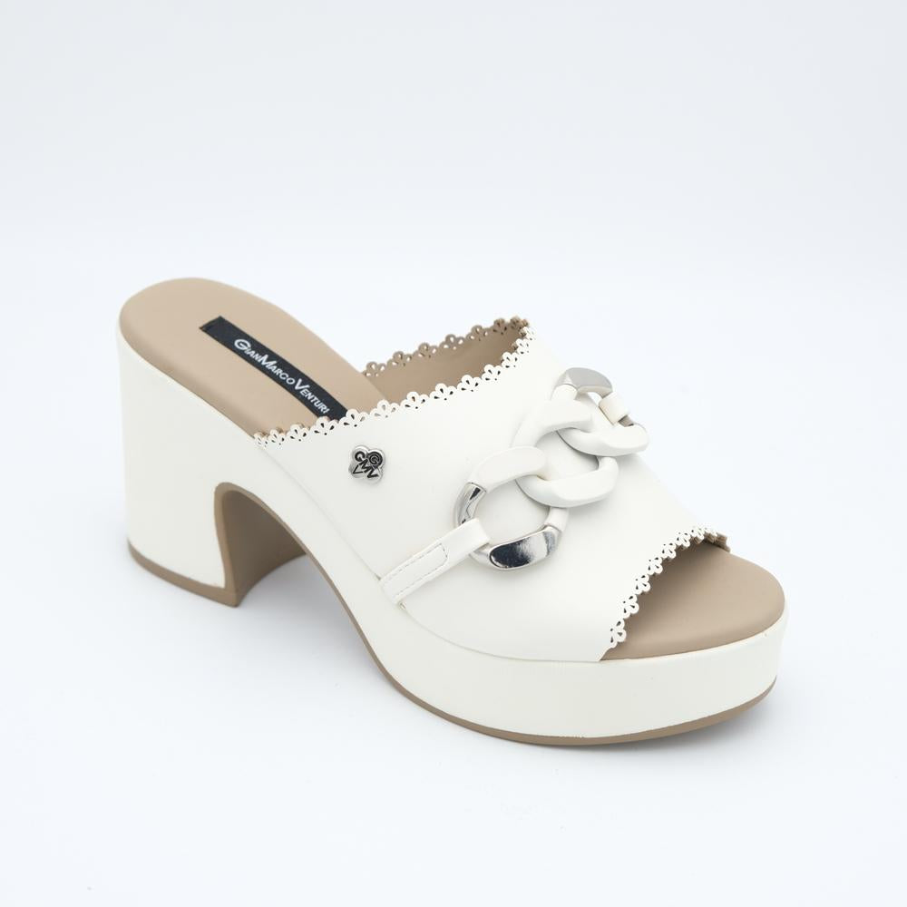 02140_19|01a6be8aa67ace30bd6ea36d8b97cd91